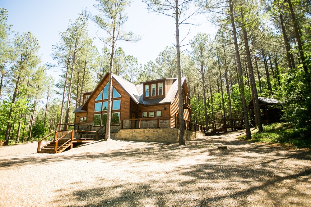 Luxury Cabin Adventure Awaits New Broken Bow Lake And Beavers