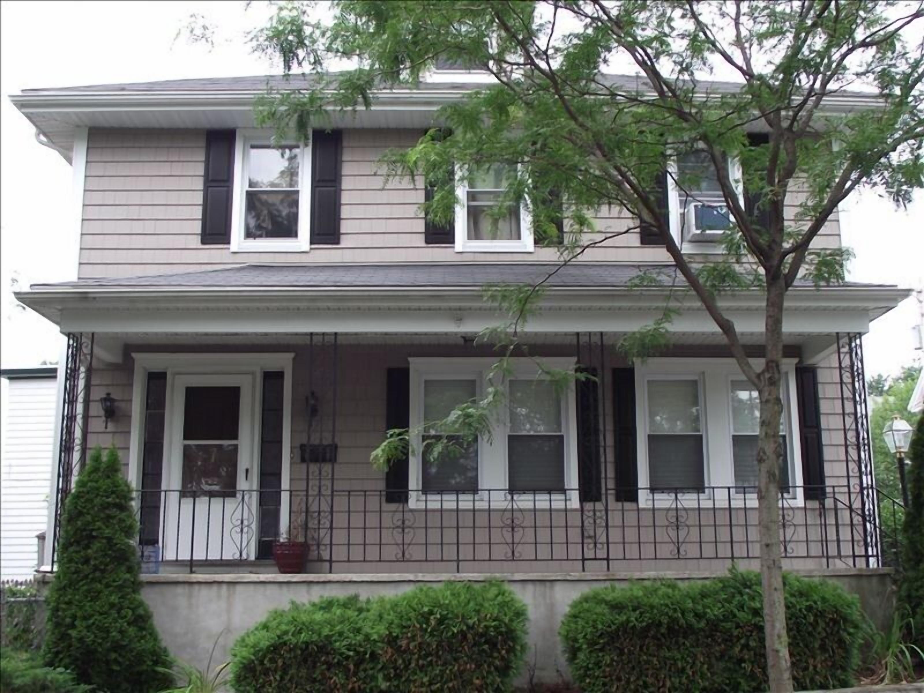 Leslie S Retreat Spacious Home Ideally Located To Everything In Boston Ma Expedia