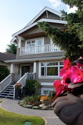 Hotels Near Kitsilano Beach Vancouver Top 10 By 3 Bedroom 5 Bath Kitsilano Luxury Custom Build Sleeps 6