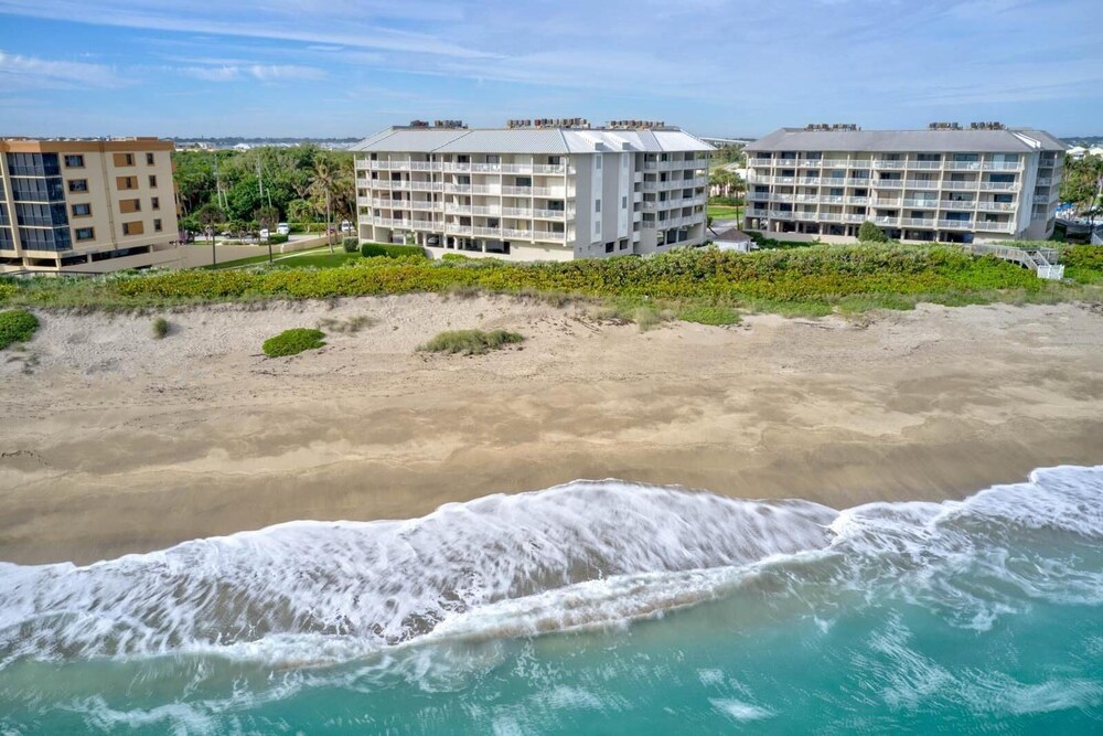Oceanfront With Stunning Views Indian River Plantation Weekly