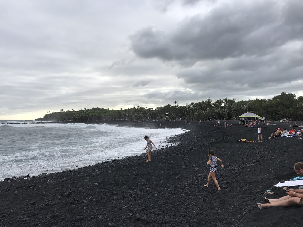 Whale House W Ac Kehena Beach Hawaii In Pahoa Hotel Rates Reviews On Orbitz