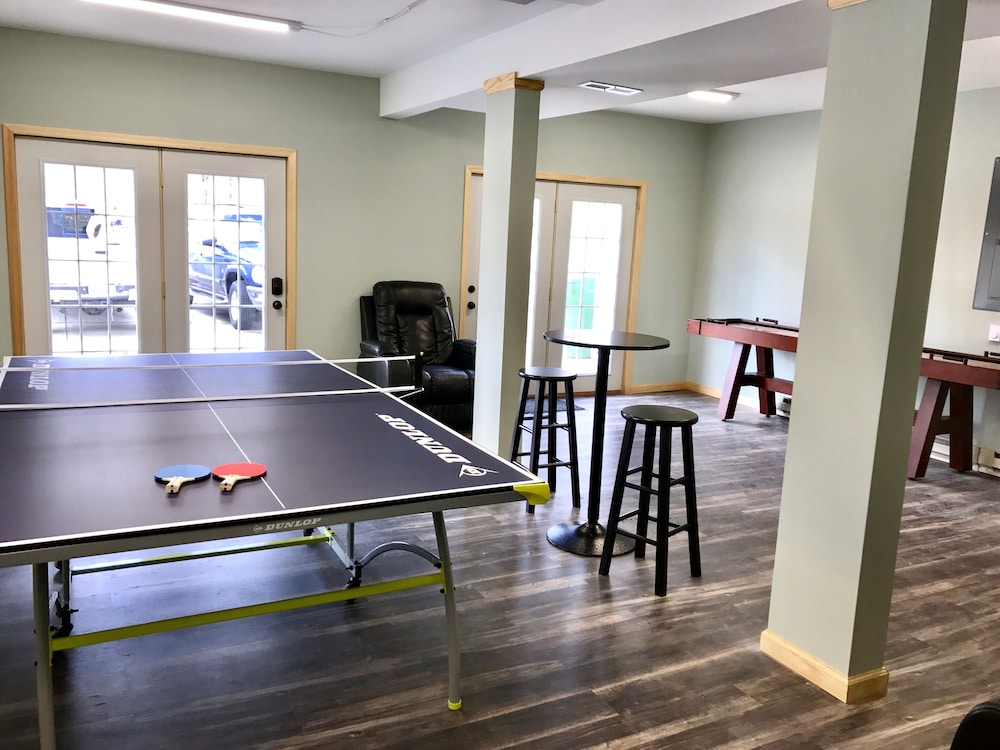 Secluded Lodge With Private Fishing Lake In Brookville Cheap