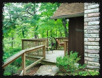 Mountain Retreat Above Bent Creek Golf Course In Beautiful