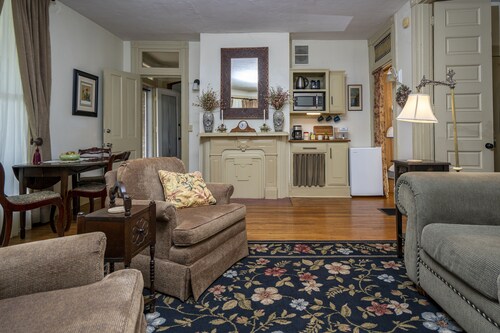 Columbia Vacation Apartments 54 Short Term Apartment