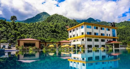 Siddhartha Riverside Resort