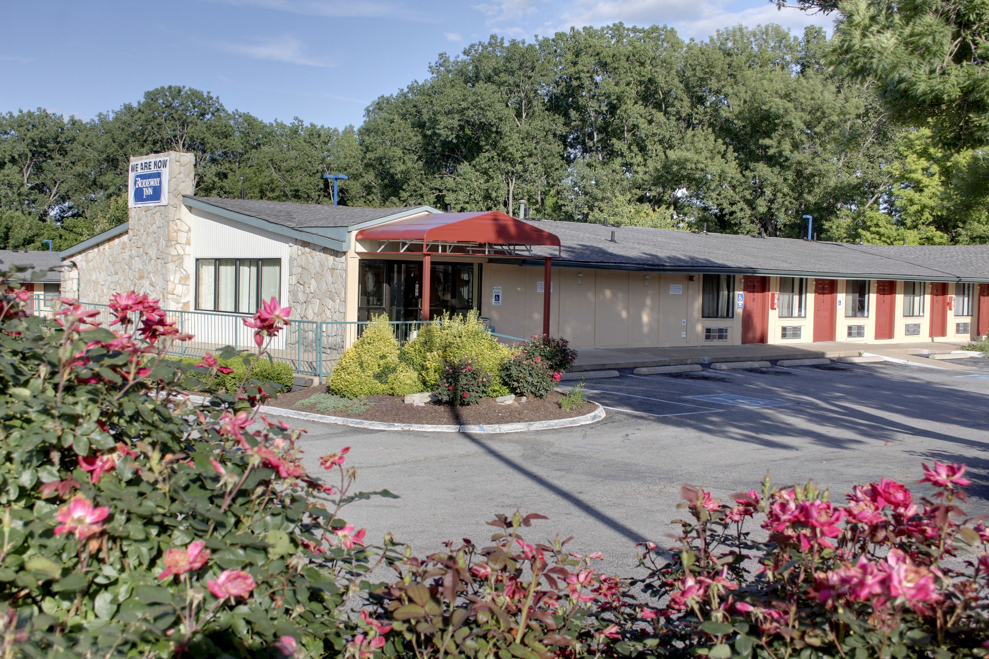 Rodeway Inn Saint Charles in St. Charles, United States