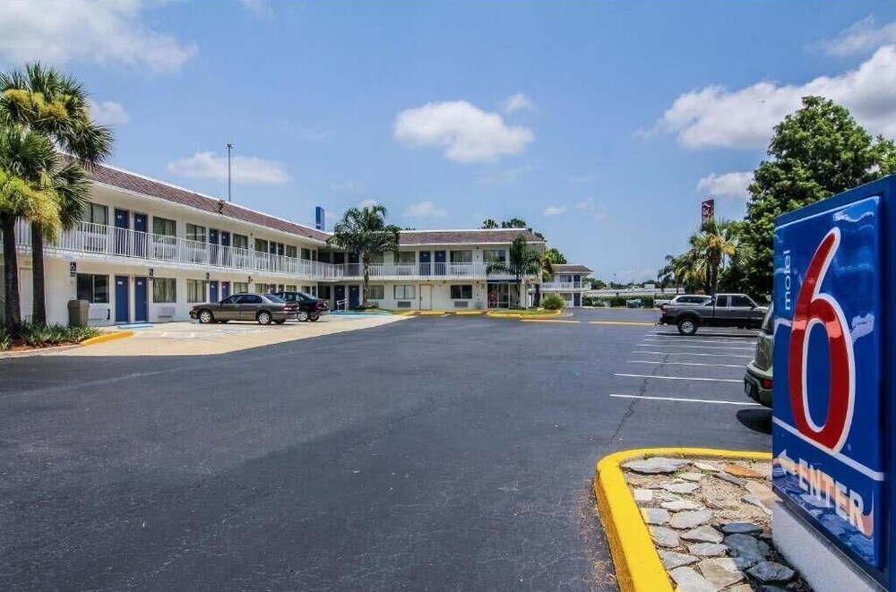 Motel 6 Jacksonville, FL - Orange Park