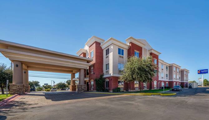 Comfort Inn Suites In Midland Tx Expedia