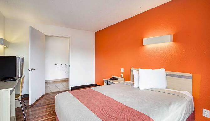 Motel 6 Dalton In Dalton Ga Expedia