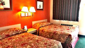 Pillowtop beds, iron/ironing board, free WiFi