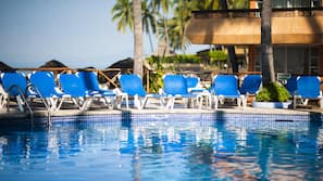 2 piscinas al aire libre