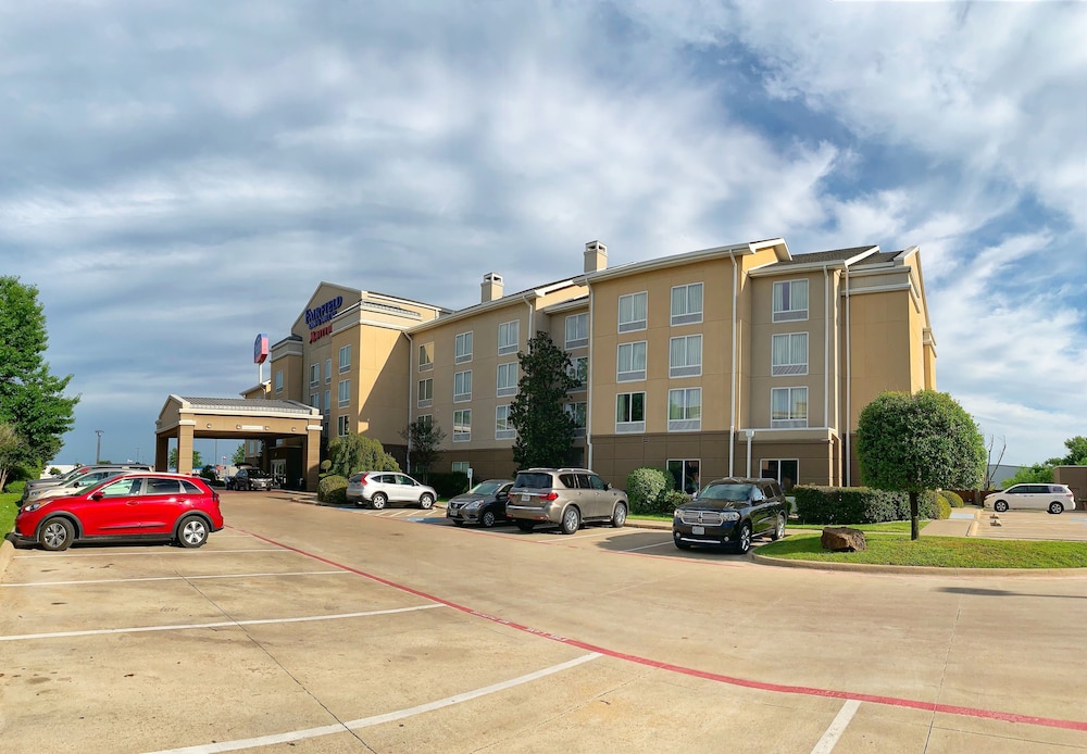Fairfield Inn & Suites by Marriott Waco North in Waco Best Rates