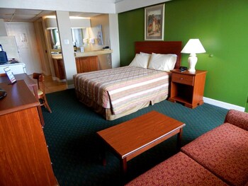 Padre South Hotel On The Beach South Padre Island 86 Room Prices Reviews Travelocity