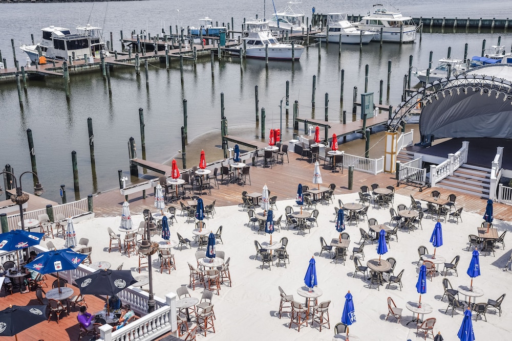 Rod 'N' Reel Resort in Chesapeake Beach Best Rates & Deals on Orbitz