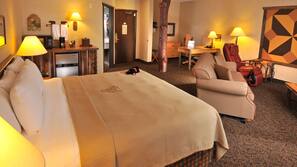 Desk, iron/ironing board, free WiFi, wheelchair access