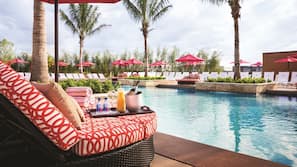 Seasonal outdoor pool, open 10:00 AM to 6:00 PM, cabanas (surcharge)