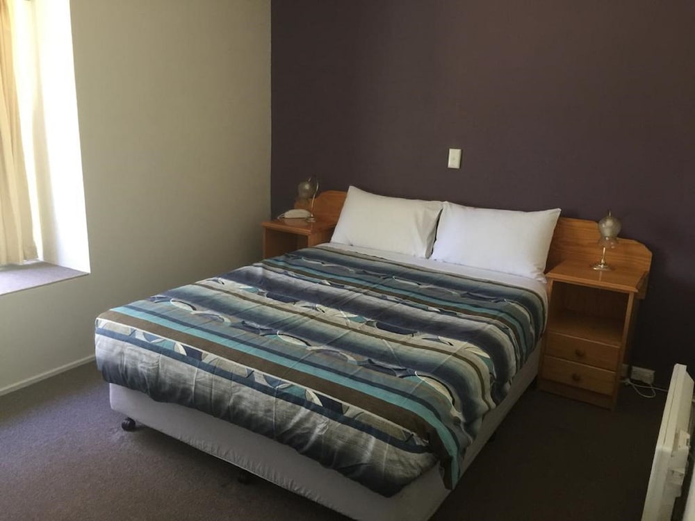 The Fox and Hounds Historic Hotel in Port Arthur Best Rates & Deals on Orbitz The Fox and Hounds Historic Hotel in Port Arthur Best Rates & Deals on Orbitz