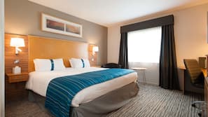 Premium bedding, in-room safe, desk, iron/ironing board
