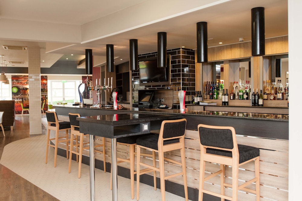 Bar (on property), Holiday Inn Darlington - North A1M, an IHG Hotel