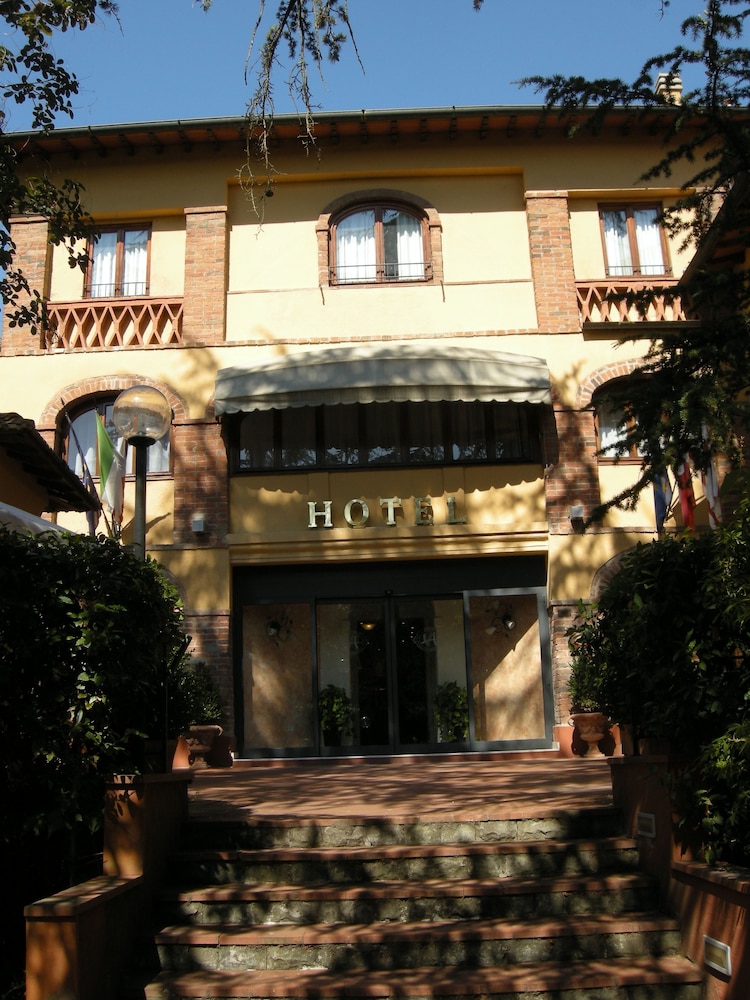 Hotel Villa Ambrosina In Impruneta Hotel Rates Reviews - 