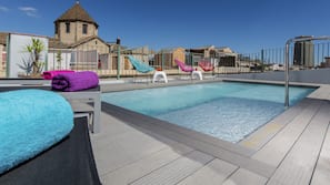 Sæsonbestemt udendørs pool