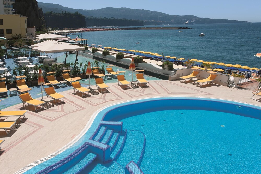 download grand hotel alimuri download grand hotel alimuri