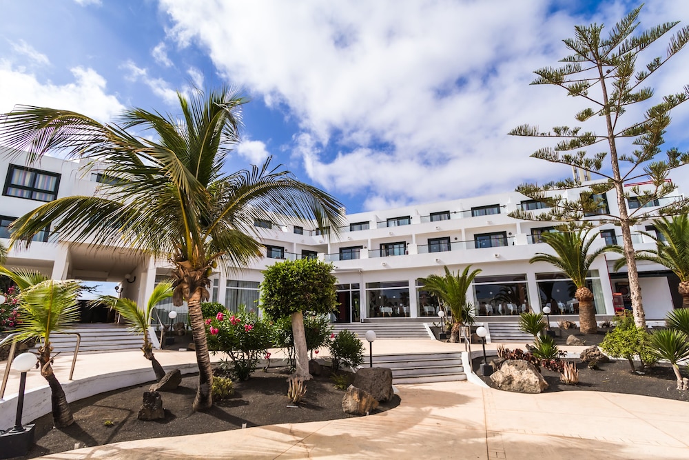 Exterior, Hotel BlueBay Lanzarote - All inclusive