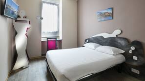 Coffre-forts dans les chambres, chambres insonorisées, Wi-Fi gratuit