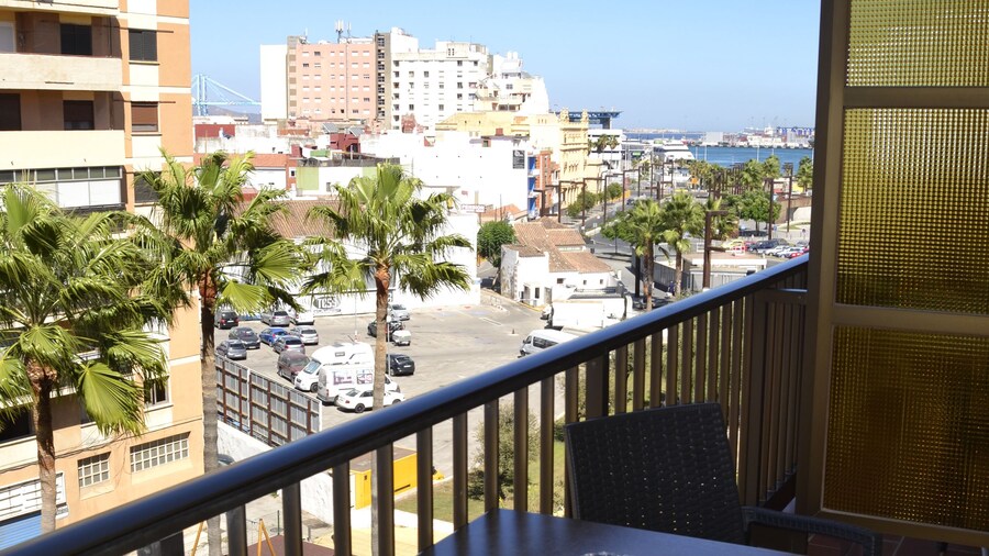 Hotel Mir Octavio