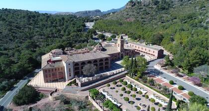 Hotel Jardines de la Santa