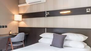 Premium bedding, Select Comfort beds, desk, laptop workspace