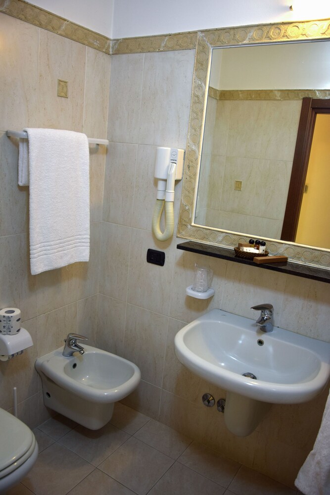 Hotel Del Corso Milano Via Pecchio Hotel Del Corso Milano Via Pecchio