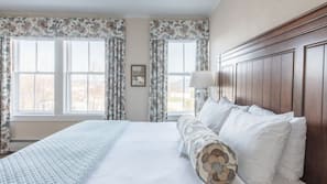 Premium bedding, in-room safe, iron/ironing board, cots/infant beds