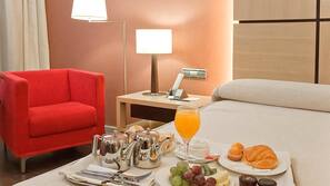 Minibar, coffre-fort suffisamment grand pour un ordinateur portable
