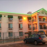 Hanford Holidays 2020 Cheap Deals On City Breaks To Hanford