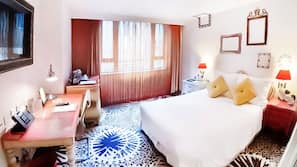 Premium bedding, pillowtop beds, minibar, in-room safe