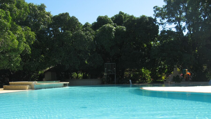 Sunny Hotel Majunga