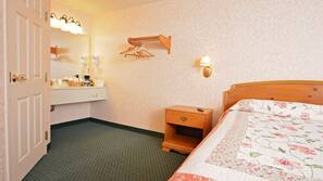 Laptop workspace, free WiFi, linens, wheelchair access