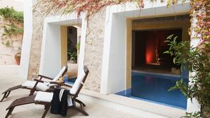 Piscine couverte