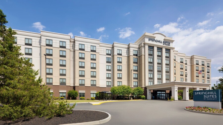 SpringHill Suites by Marriott Newark Liberty International
