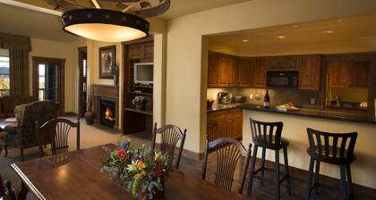 Grand View Lodge