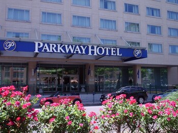 The Parkway Hotel St Louis Room Prices Reviews Travelocity