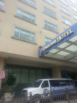 The Parkway Hotel St Louis Room Prices Reviews Travelocity