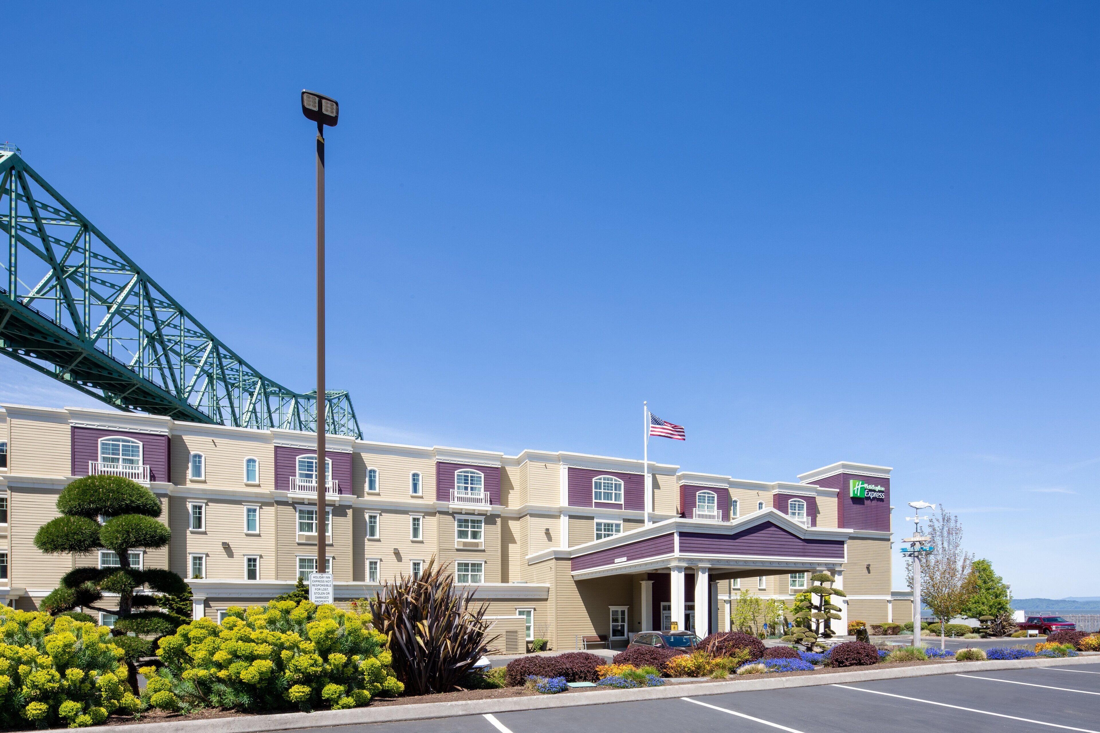 Holiday Inn Express Hotel & Suites Astoria in Astoria, United States