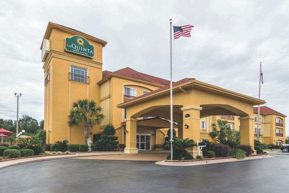 La Quinta Inn Suites By Wyndham Prattville In Montgomery - 