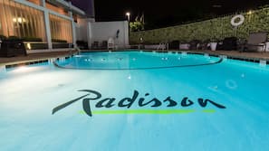 Seasonal outdoor pool