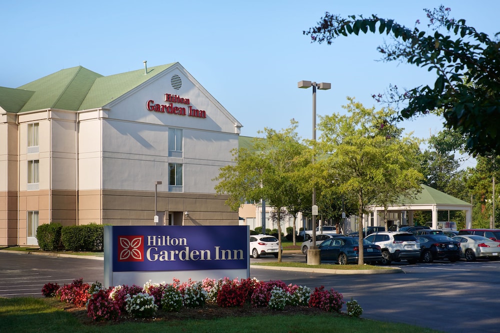Hilton Garden Inn Newport News in Newport News Best Rates & Deals on