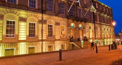 Holiday Inn Express - Edinburgh City Centre, an IHG Hotel
