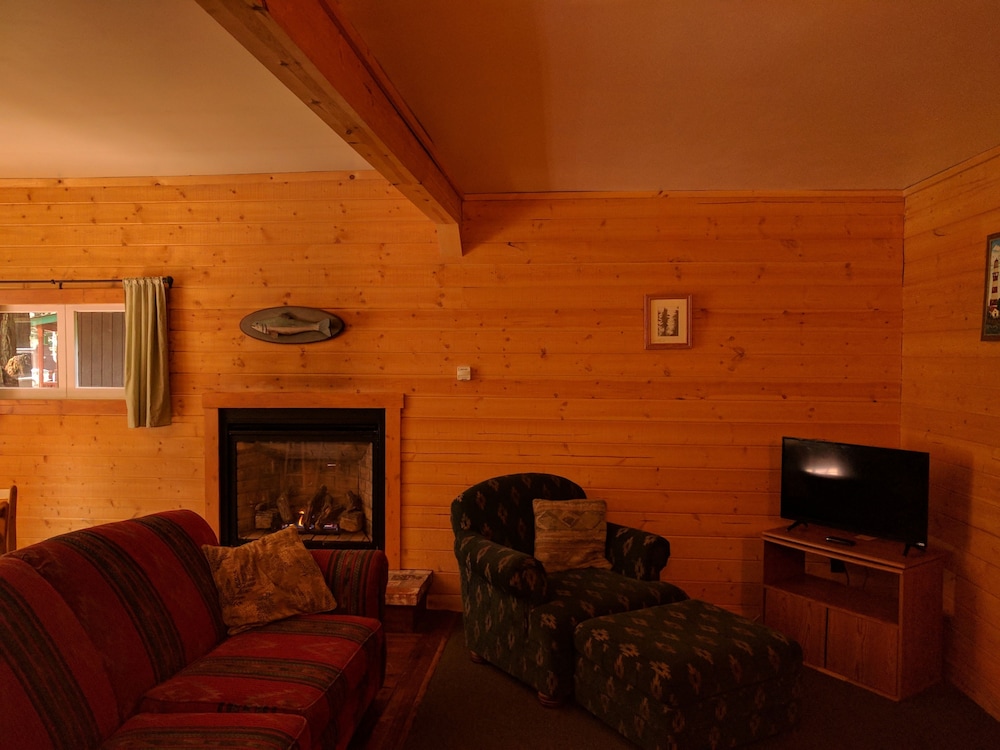 Emerald Forest Cabins in Trinidad Best Rates & Deals on Orbitz