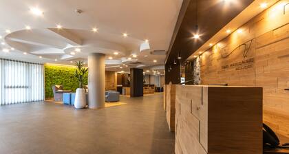 Sport Village Hotel & Spa